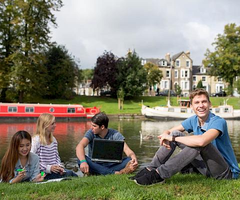 Progresser en anglais à Cambridge