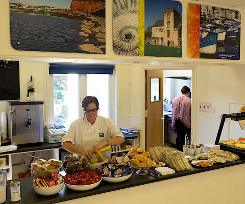 Cafétéria école de langue Kaplan Torquay