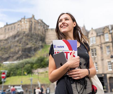 Gap Year à Edimbourg en Ecosse - Kaplan International