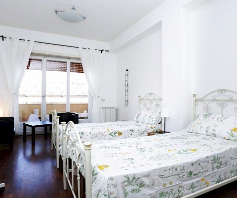 Chambre appartement à partager Standard Plus Ecole de langue Rome Dilit-IH