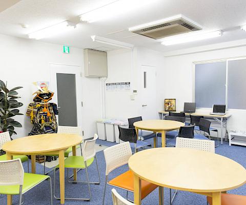 Lounge étudiants école de japonais Tokyo Genki