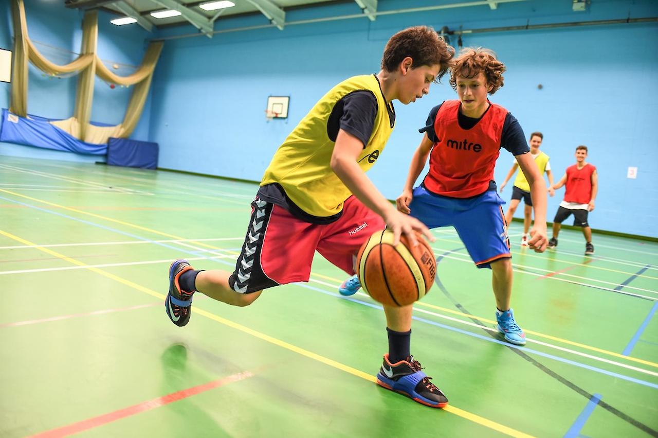 Anglais et Foot/Tennis/Equitation/Basketball en Angleterre Exsportise