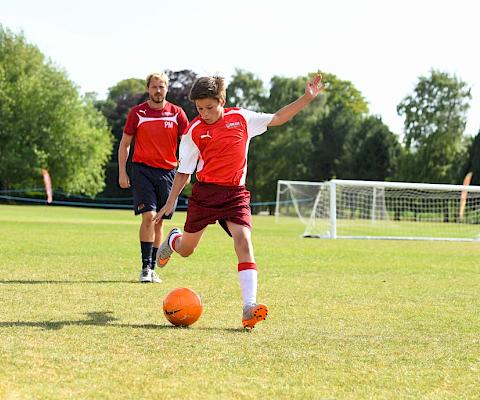 Entraînement de foot en Angleterre - Oundle Exsportise